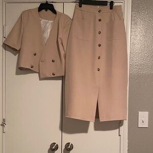 Elegant Beige Button-Down Skirt